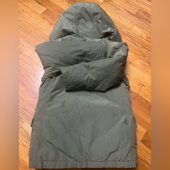 Woolrich, Boys' Insulated, Water Repellent, Down Parka in size 6 - Picture 11 of 11
